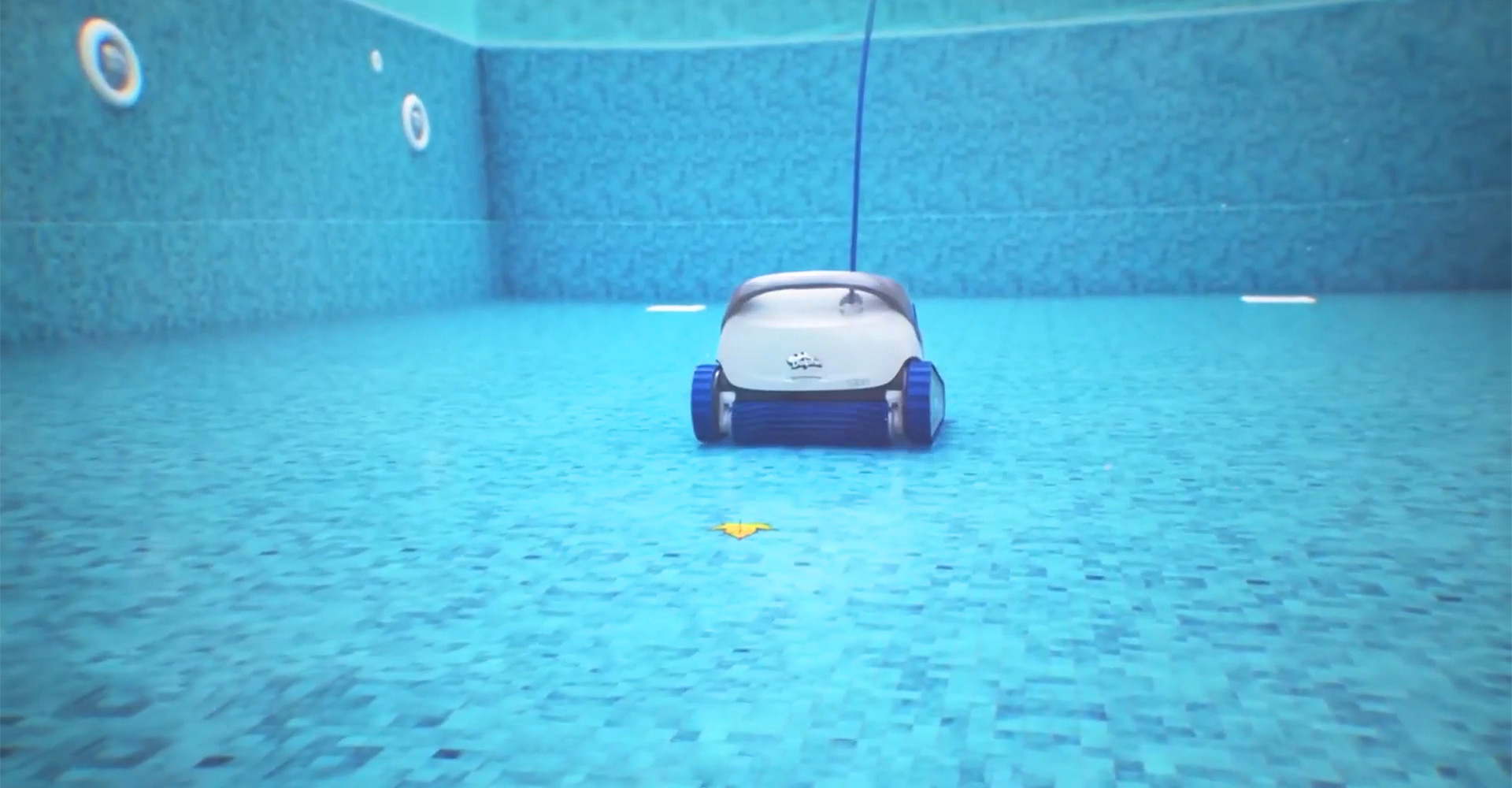 Robot nettoyeur de piscine